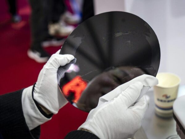 China claims breakthrough in silicon photonics that could clear technical hurdle