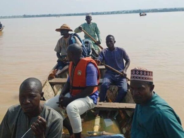 Dozens feared dead in Nigeria after boat capsizes