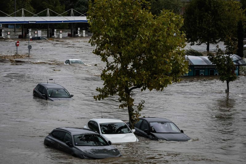 Flood situation in France gradually easing