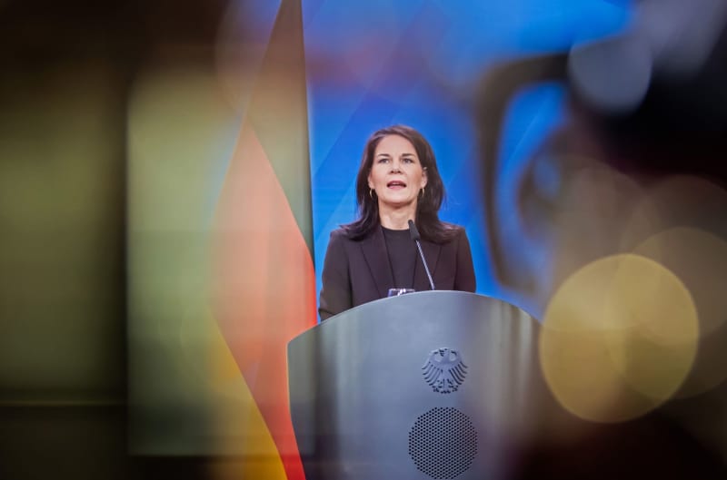 Germany’s Baerbock calls for more support for Kiev against Russia Germany’s Baerbock calls for more support for Kiev against Russia