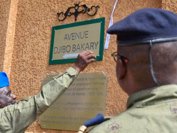 Niger drops French place names to honour local heroes