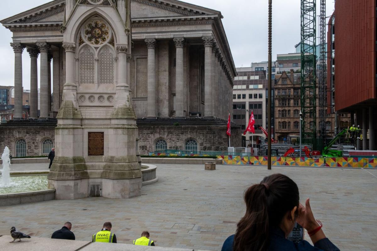 Quarter of English Town Halls Likely to Need Bailout, Poll Finds Quarter of English Town Halls Likely to Need Bailout, Poll Finds