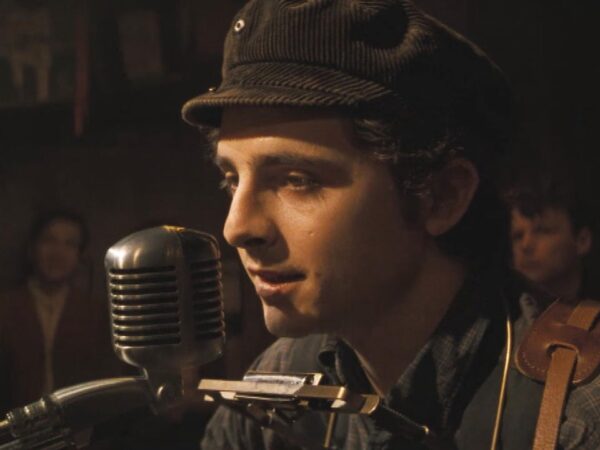 Timothée Chalamet Transforms Into Bob Dylan in 'A Complete Unknown' Trailer