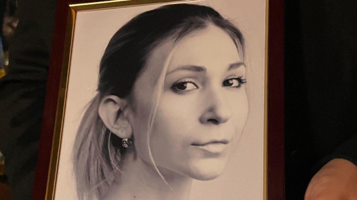 Ukrainian journalist, 27, who chronicled Russian occupation dies in prison Ukrainian journalist, 27, who chronicled Russian occupation dies in prison