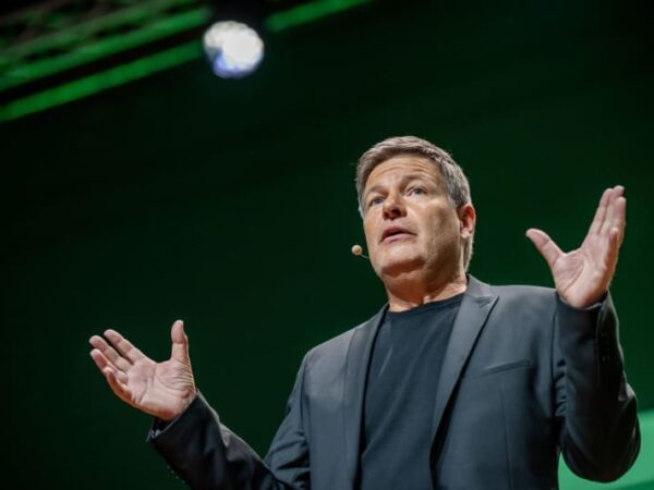 Green Party government would send Taurus missiles to Ukraine