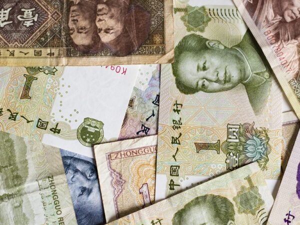 Man jailed for defrauding wife, 4 other lovers living in the same apartment complex