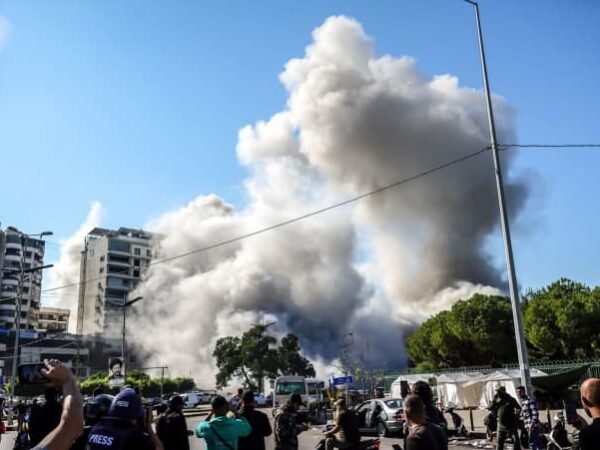 Renewed Israeli airstrikes on Beirut suburb