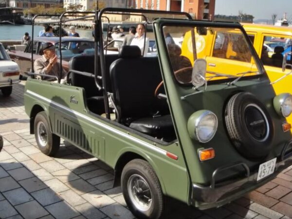The Honda Vamos Is Japanese Kei Weirdness