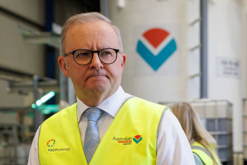 Australian PM condemns arson attack on Melbourne synagogue