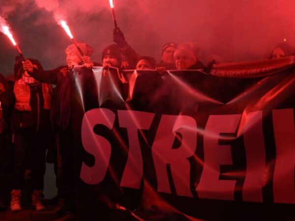 German auto giant Volkswagen braces for strikes called for Monday