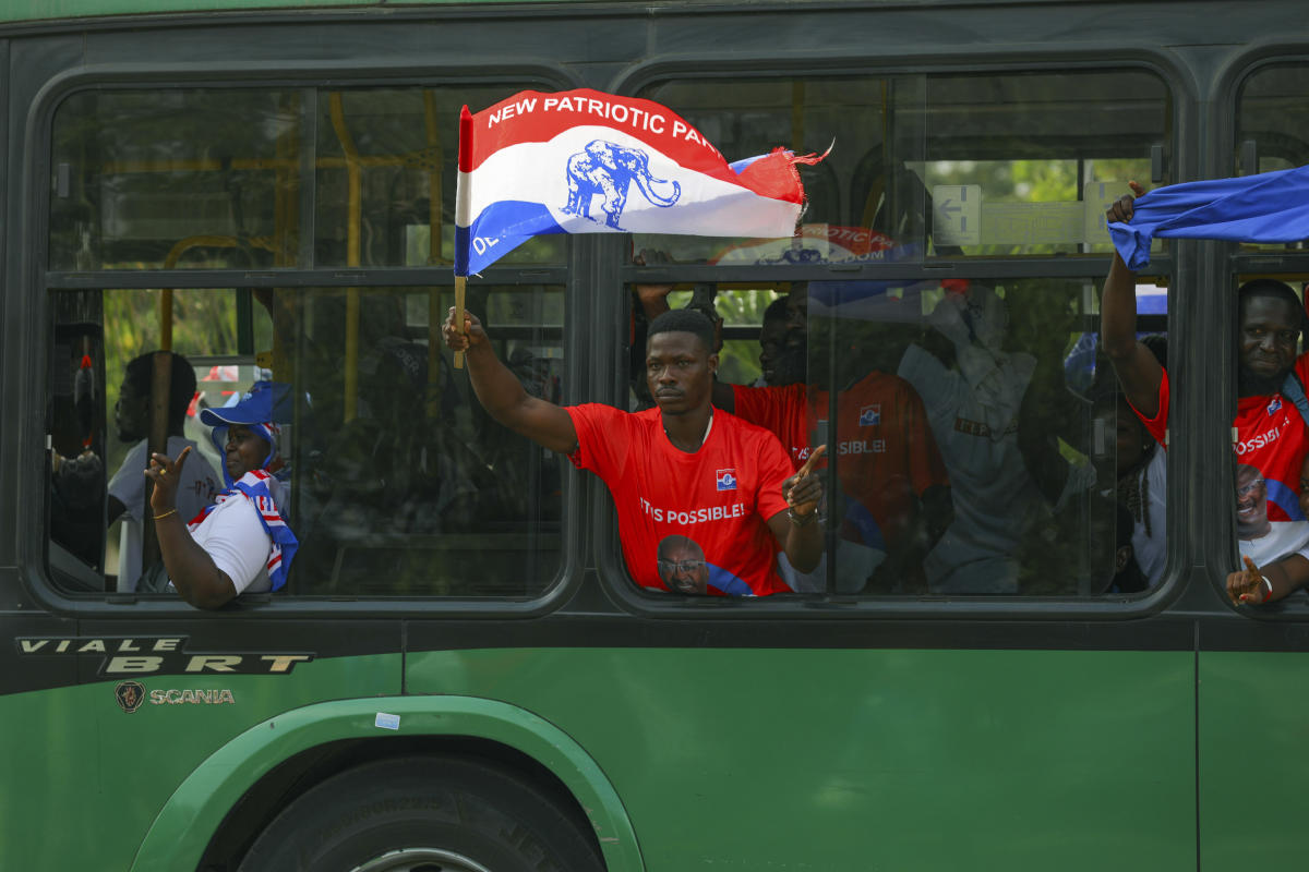 Ghanaians go to the polls with the backdrop of the worst economic crisis in a generation