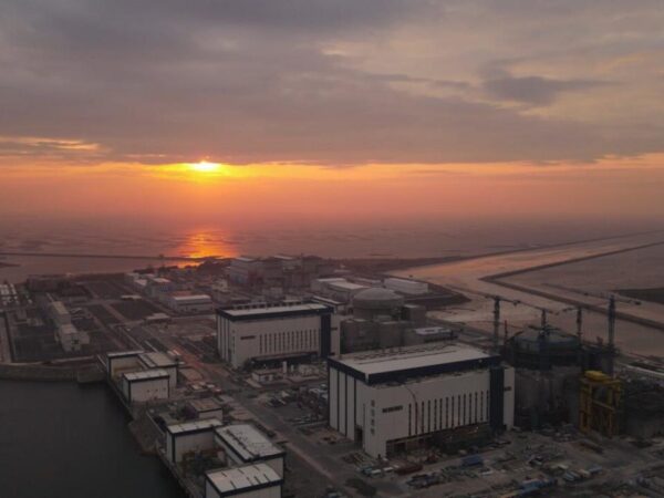 Pakistan Will Build Another Chinese-Designed Nuclear Power Unit