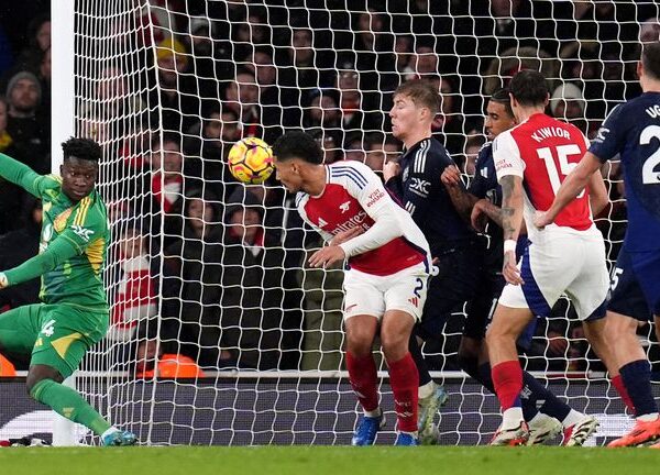 Premier League hits and misses: Arsenal’s psychological edge at set-pieces key again in Man Utd win | Football News