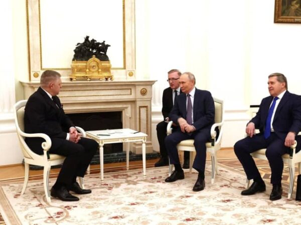 Slovakian opposition dismayed as leader meets with Putin in Moscow