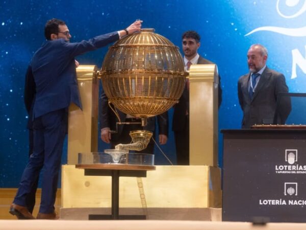 Spain’s ‘El Gordo’ lottery begins .8 billion draw