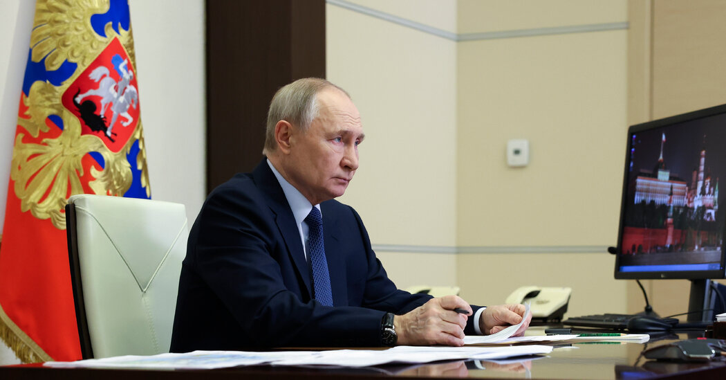 Biden Aides Warned Putin as Russia’s Shadow War Threatened Air Disaster