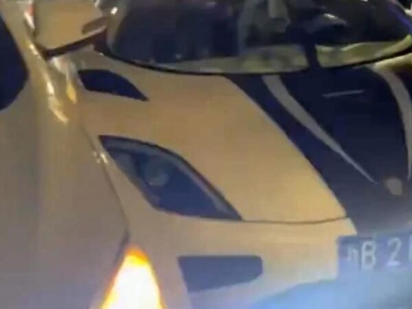 Buick Driver Collides with  Million Koenigsegg Agera R in China