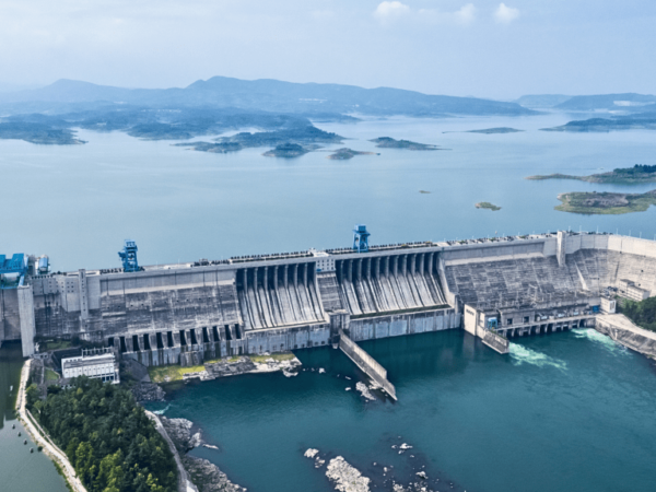 China’s  billion, 2,700-mile water transfer mega-project