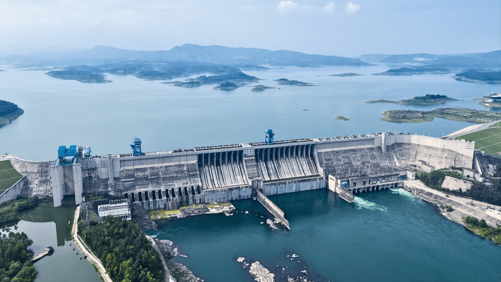 China’s  billion, 2,700-mile water transfer mega-project