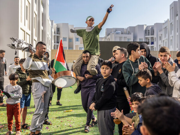 Gazans and Israelis Dare to Hope as Cease-Fire Takes Hold