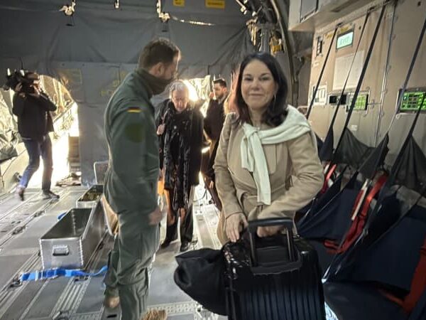 German Foreign Minister Baerbock travels to Syria to meet new leaders