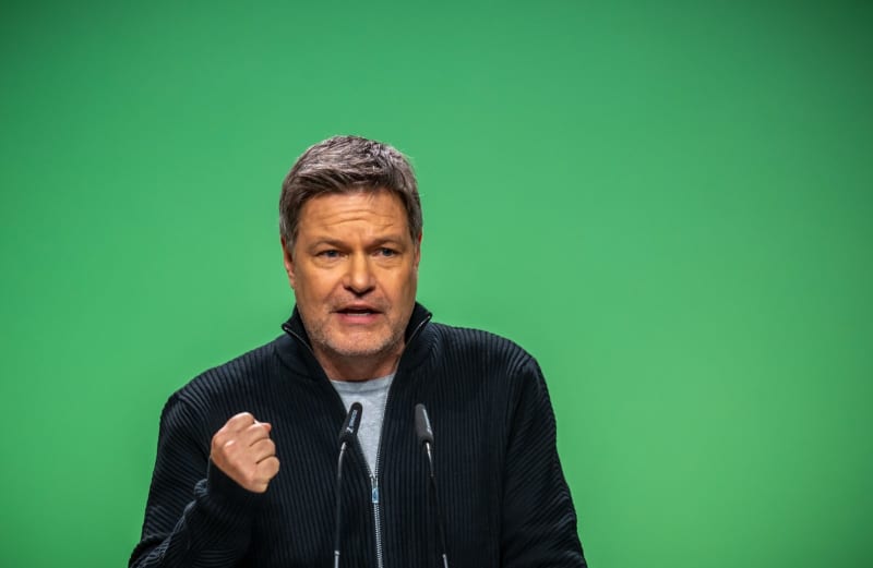 New approach needed to commemorate Auschwitz