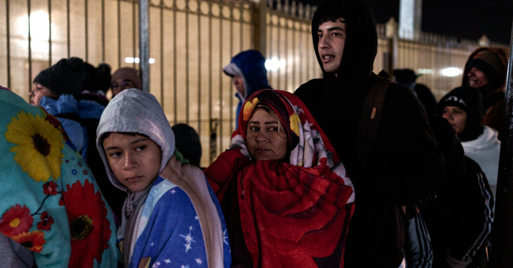 Trump Closes Border, Leaving Migrants in Mexico With Few Options Trump Closes Border, Leaving Migrants in Mexico With Few Options