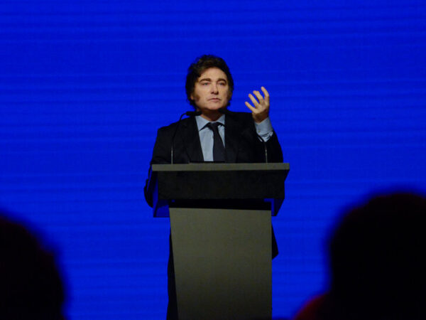 Argentine Leader Draws Fire After Cratering of Crypto Coin He Promoted