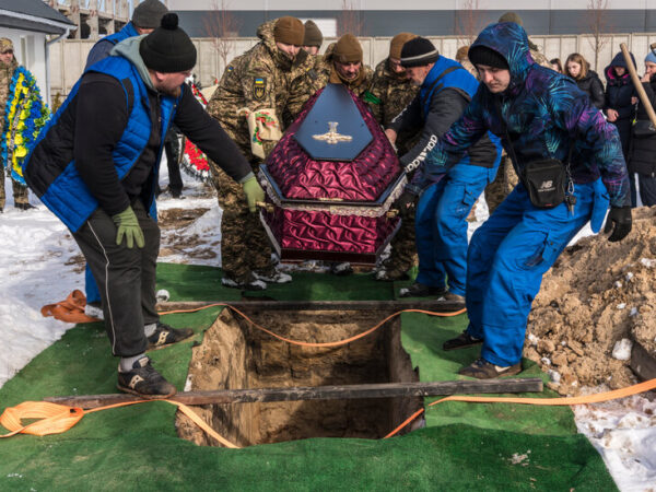 Bucha, Site of Massacre, Feels Sting of Trump Shift on Ukraine