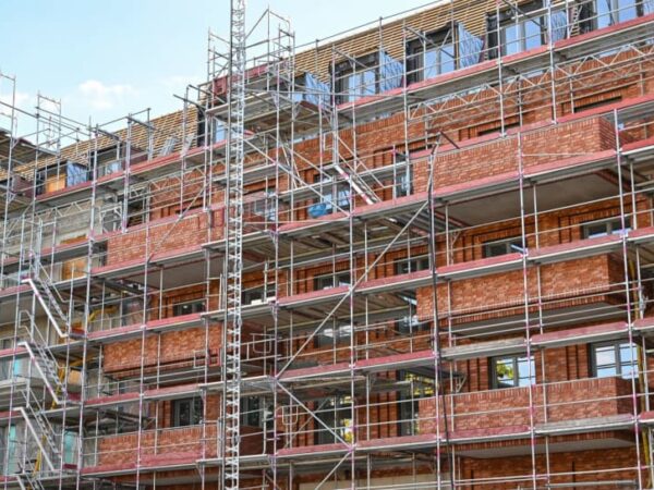 Despite housing crunch, German construction sector stuck in doldrums