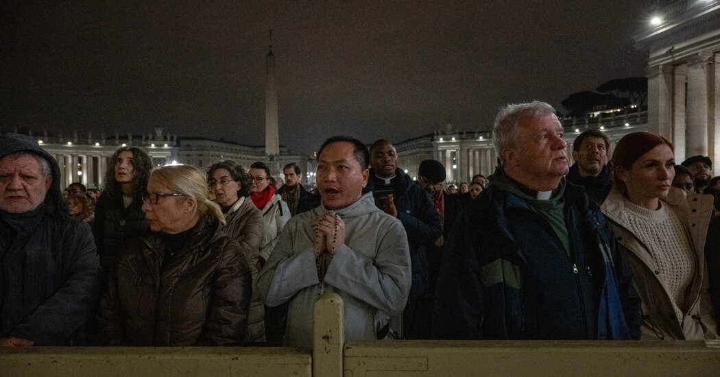 Francis Is in Critical Condition. What Happens When a Pope Dies? Francis Is in Critical Condition. What Happens When a Pope Dies?