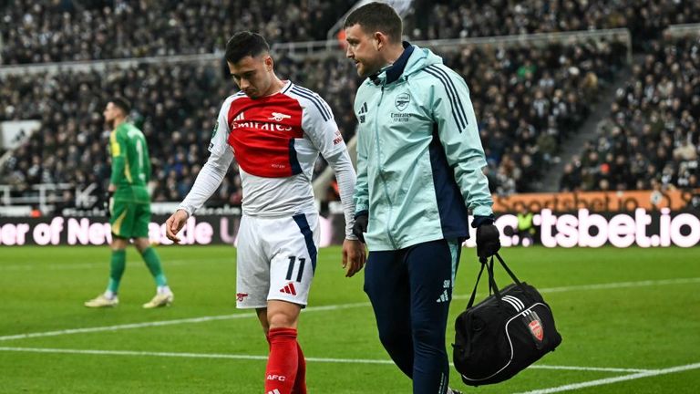 Gabriel Martinelli injury: Arsenal winger ruled out for more than a month with hamstring strain as injuries worsen | Football News Gabriel Martinelli injury: Arsenal winger ruled out for more than a month with hamstring strain as injuries worsen | Football News