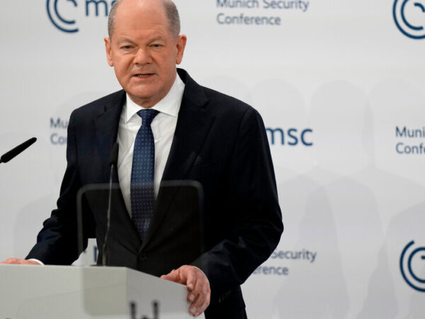 German Chancellor Rebukes Vance for Supporting Party That Downplays Nazis