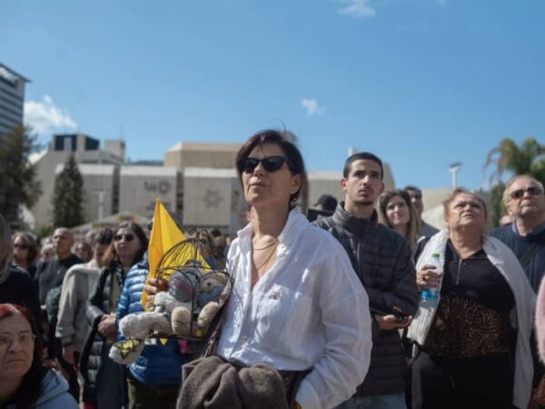 Israel begins mass release of prisoners after Gaza hostages freed