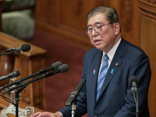 Japan’s Prime Minister Will Seek to Preserve Status Quo at Summit With Trump