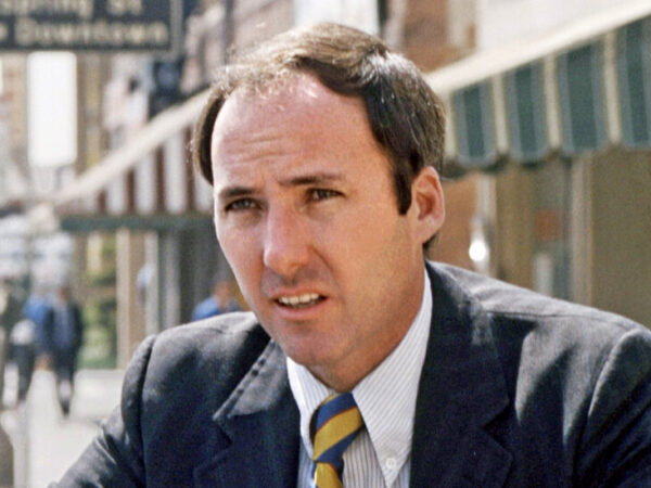 Joseph Wambaugh, Author With a Cop’s-Eye View, Is Dead at 88