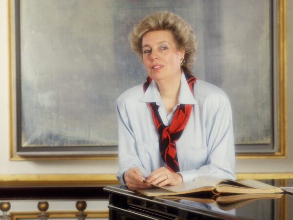 Maria Tipo, Italian Pianist Who Beguiled Critics, Dies at 93