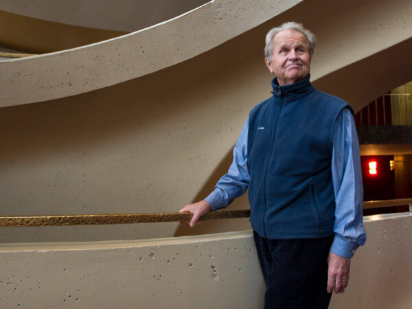 Paul Plishka, Prolific Soloist at the Met, Dies at 83