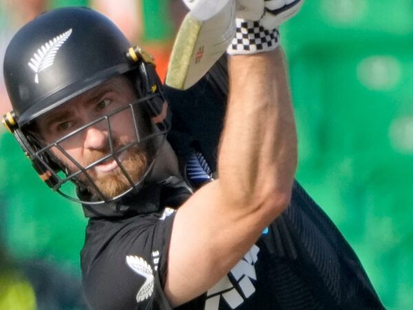 Scorecard: Pakistan vs New Zealand, Champions Trophy Scorecard: Pakistan vs New Zealand, Champions Trophy