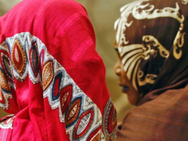 Sudan fighters accused of storming famine-hit camp