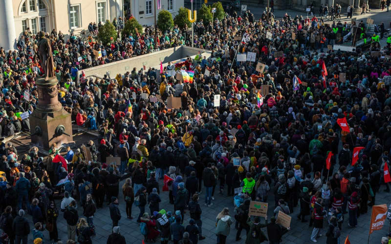 Thousands demonstrate in Baden-Württemberg against AfD-backed vote