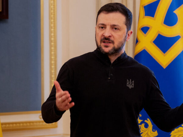 Trump Calls Zelensky a ‘Dictator’ as Feud Escalates Over Ukraine Peace Talks