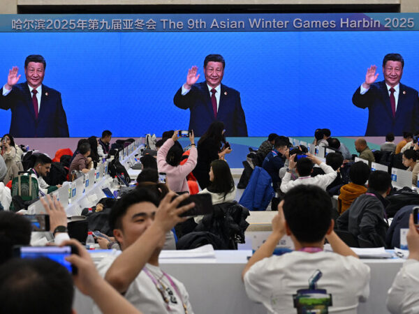 When Will China’s Leader Talk to Trump?