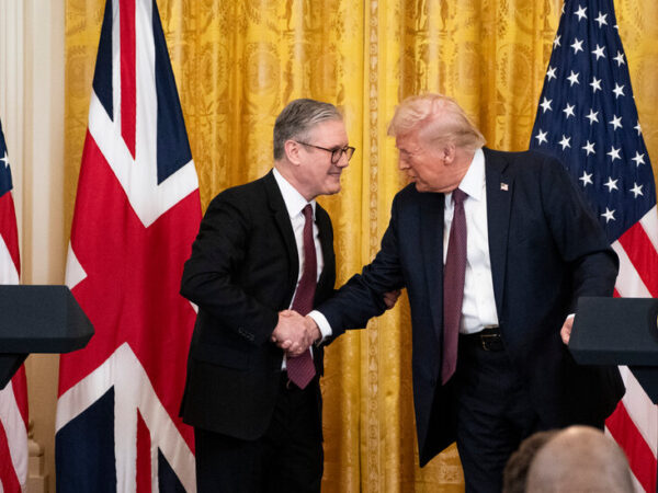 With a Letter From King Charles, Starmer Was Welcomed Into Trump’s Court