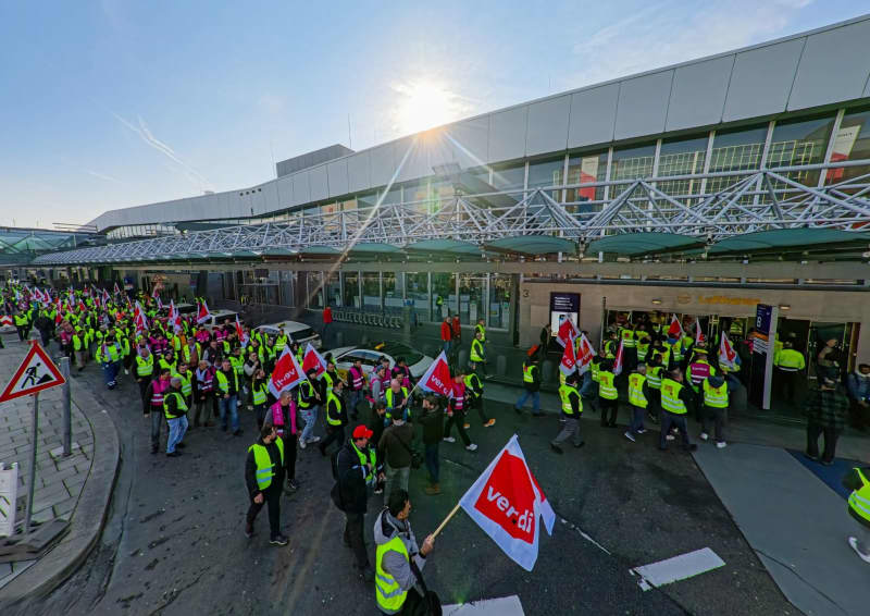 Air traffic upended in Germany as strikes hit 13 airports