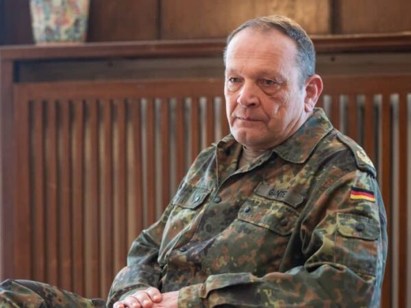 Germany needs military service to deter Russia, top general insists
