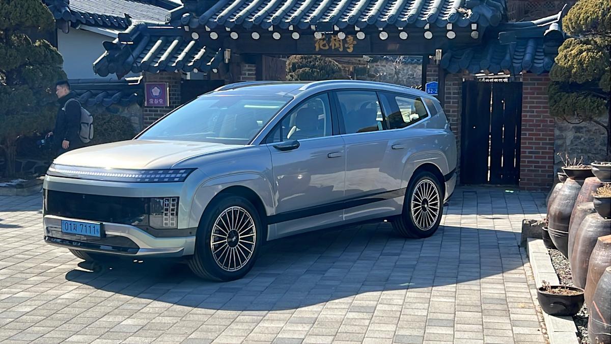 How Hyundai eases range anxiety in the Ioniq 9, a 3-row, 3-ton EV behemoth