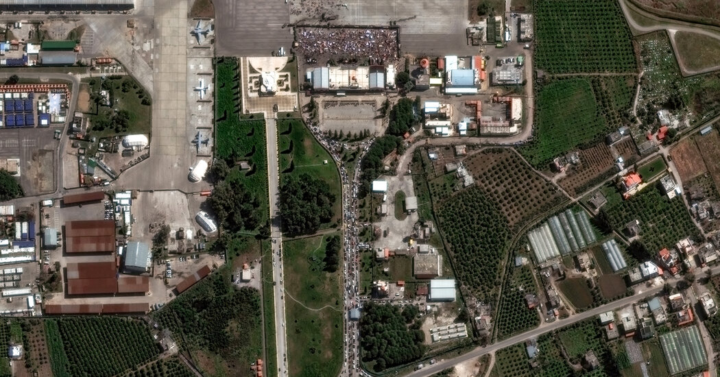 Hundreds of Civilians in Syria Take Shelter at Russian Air Base Hundreds of Civilians in Syria Take Shelter at Russian Air Base