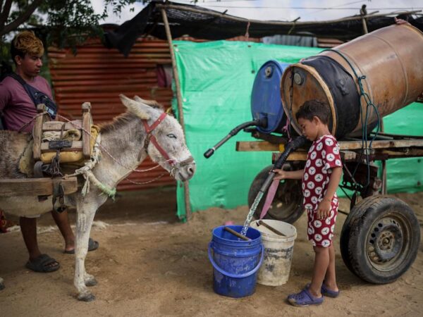 Indigenous migrants in northern Colombia battle worsening droughts and floods