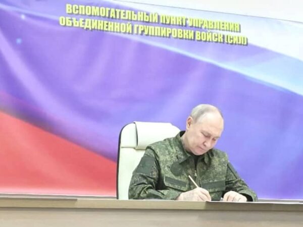 Putin appears in Kursk, orders troops to expel Ukrainians
